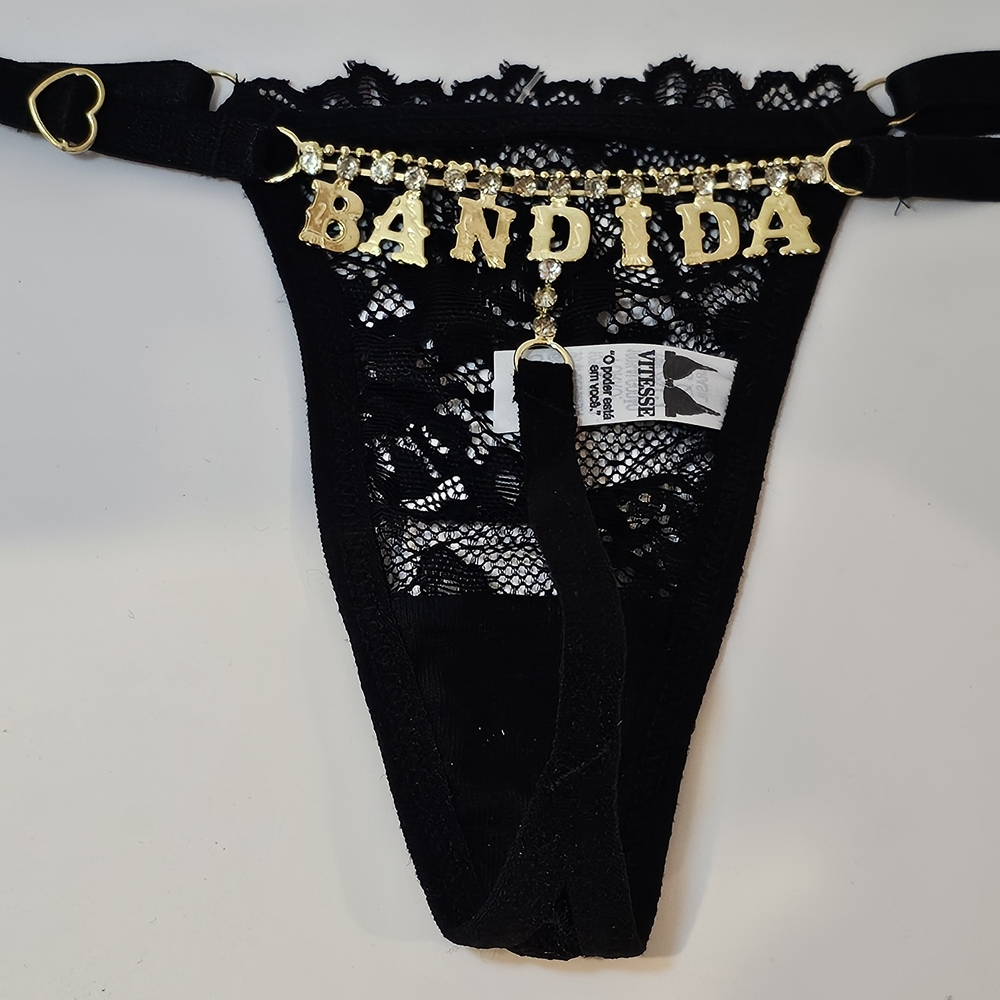 Brazilian panties (Fio Dental) personalized with the word SAFADA (NAUGHTY)